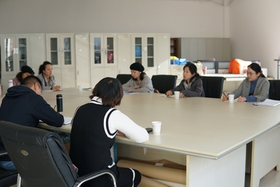 服裝專業建設指導委員會赴西南紡織服裝職教聯盟學?？疾煺{研，共謀專業設計服務發展